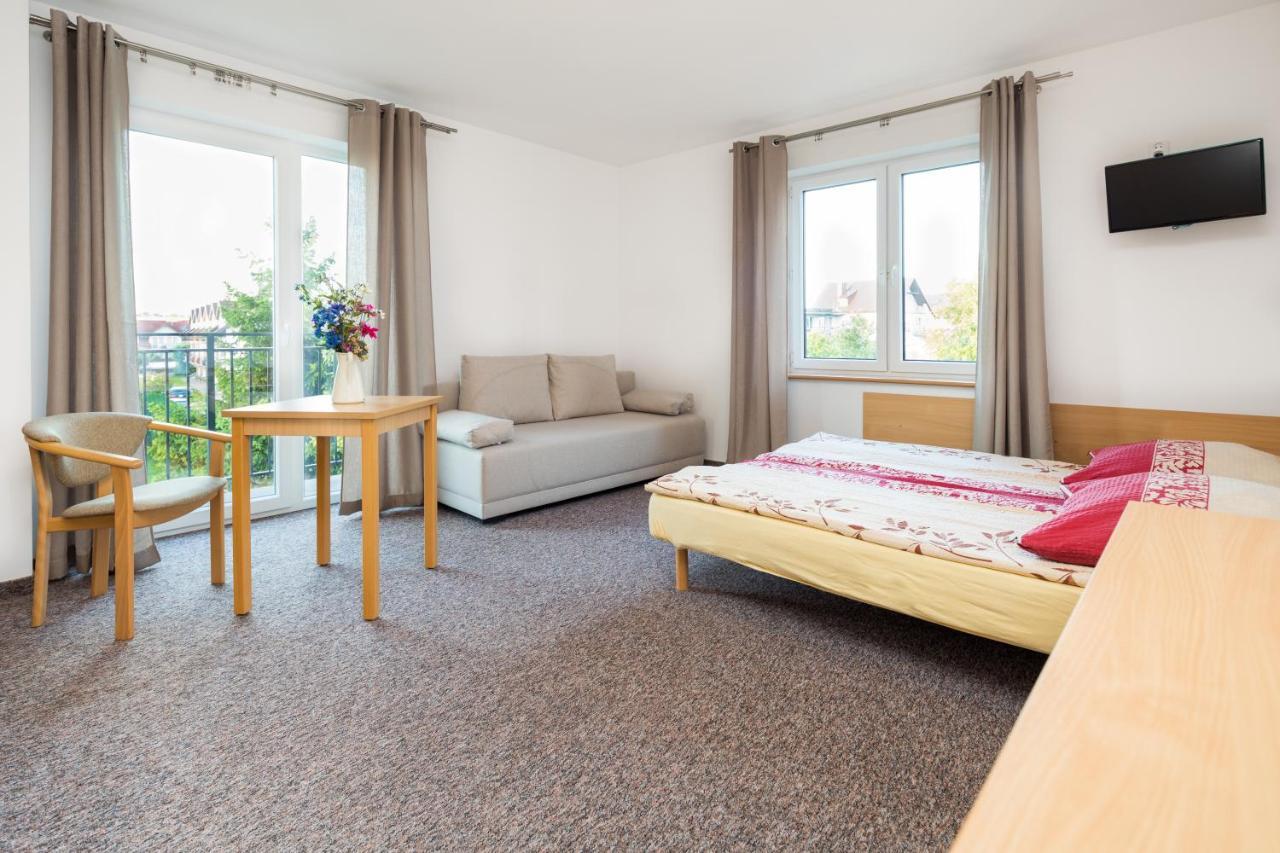 Dg Albatros Ii Homestay Rewal