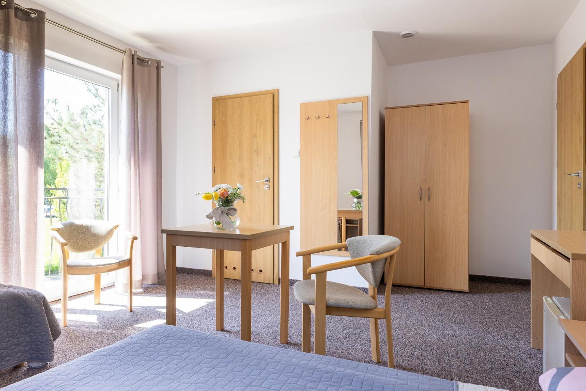 Dg Albatros Ii Homestay Rewal
